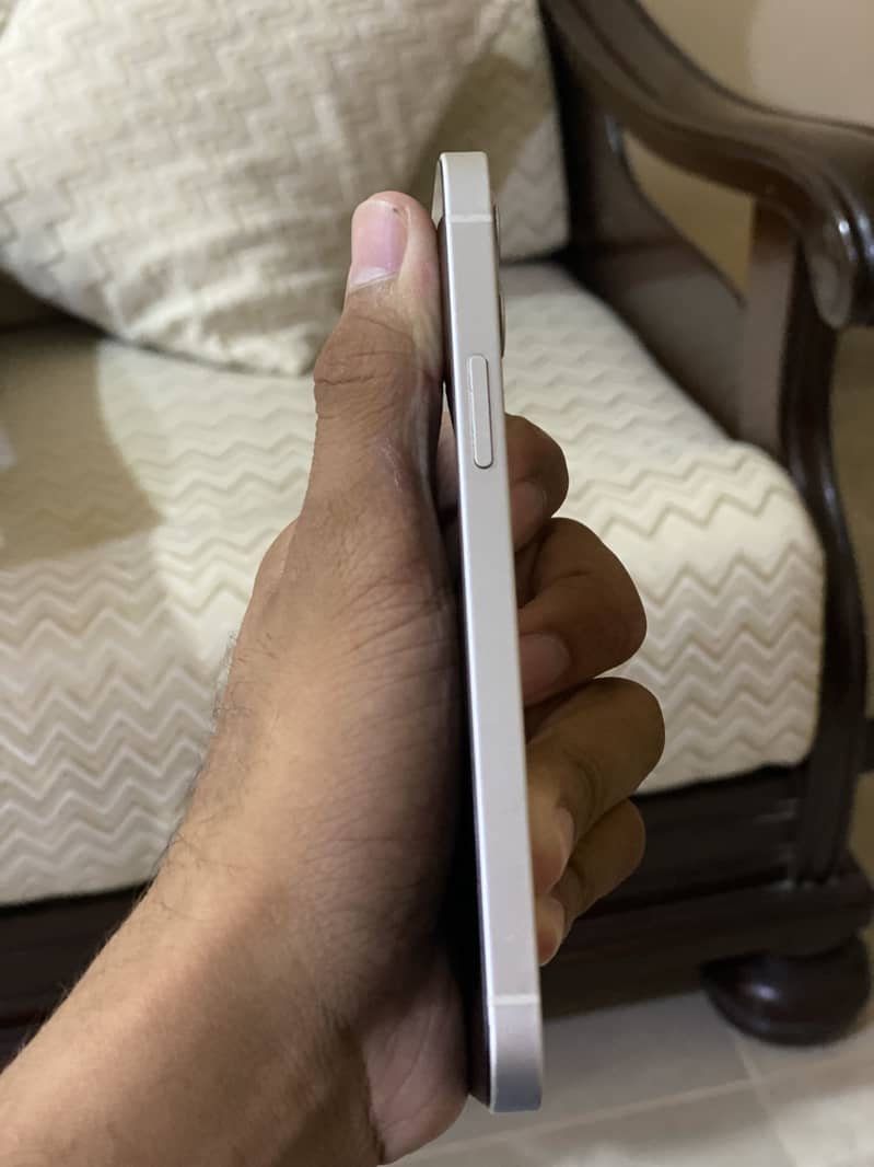 Apple iPhone 12 2