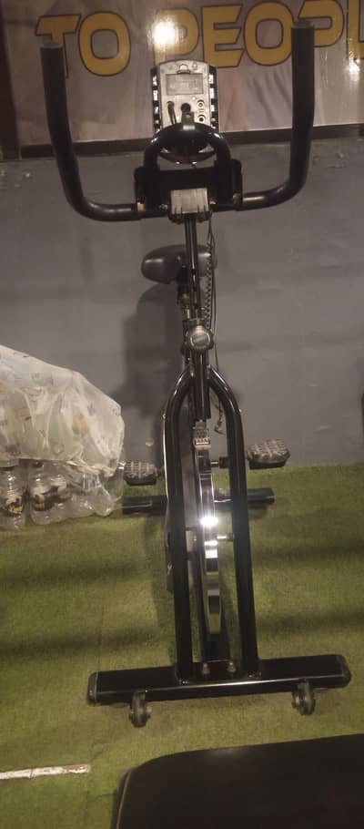 Stationary Exercise Bike / Fitness Gym Cycle for Sale
