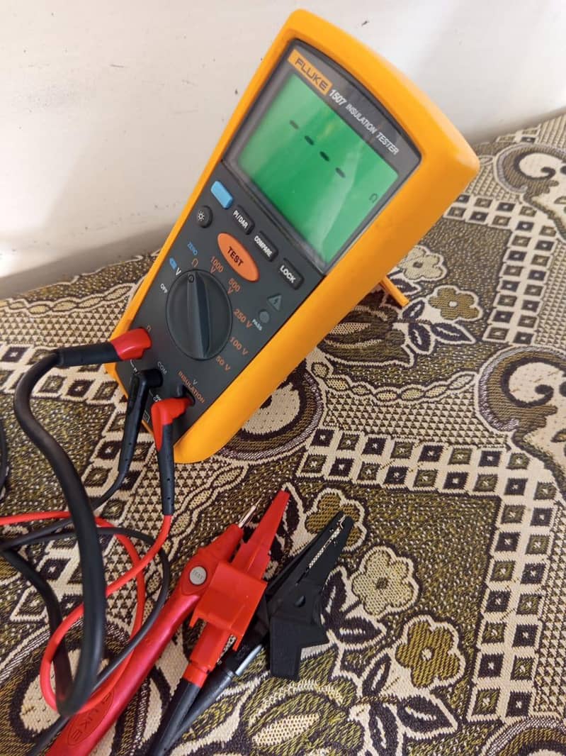 Fluke 1507 insulation testea 1