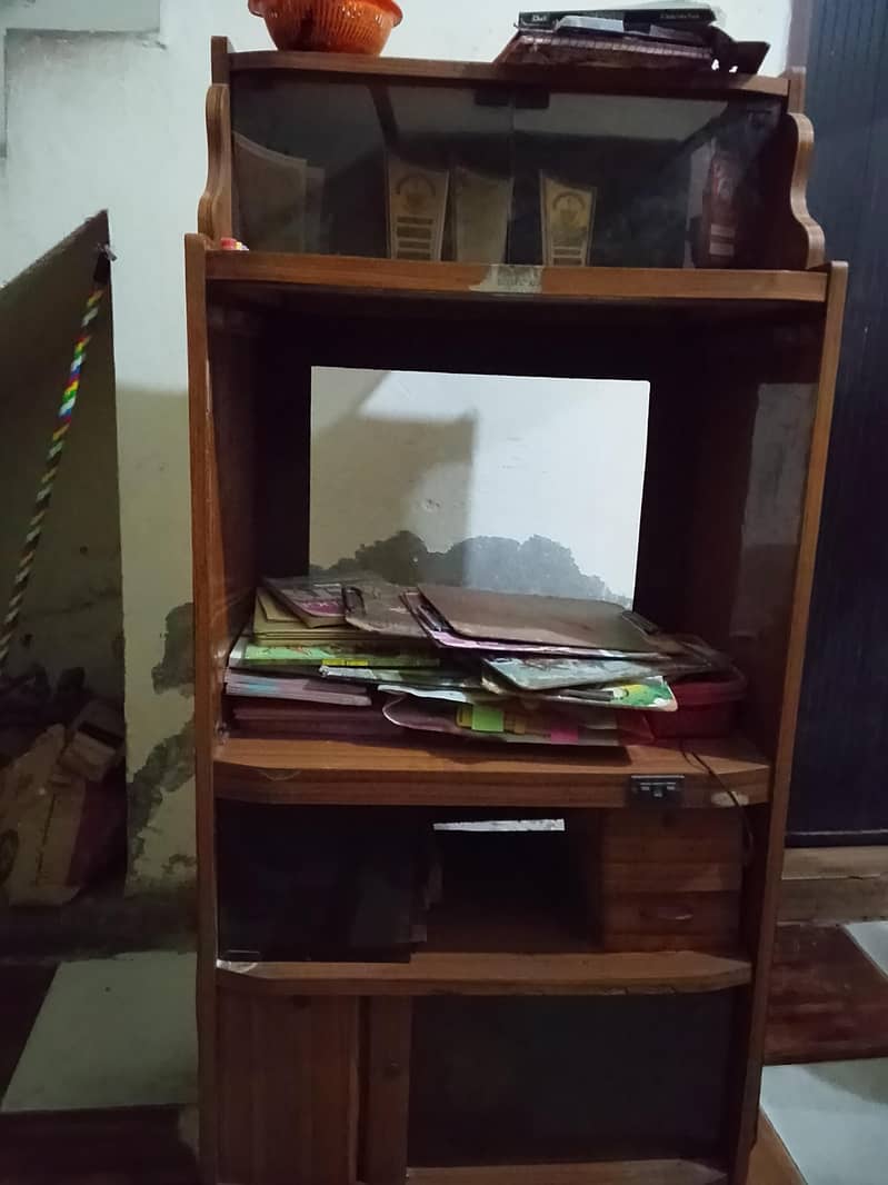 TV trolley 0