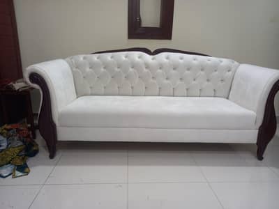 stylish and comfortable sofa set for sale