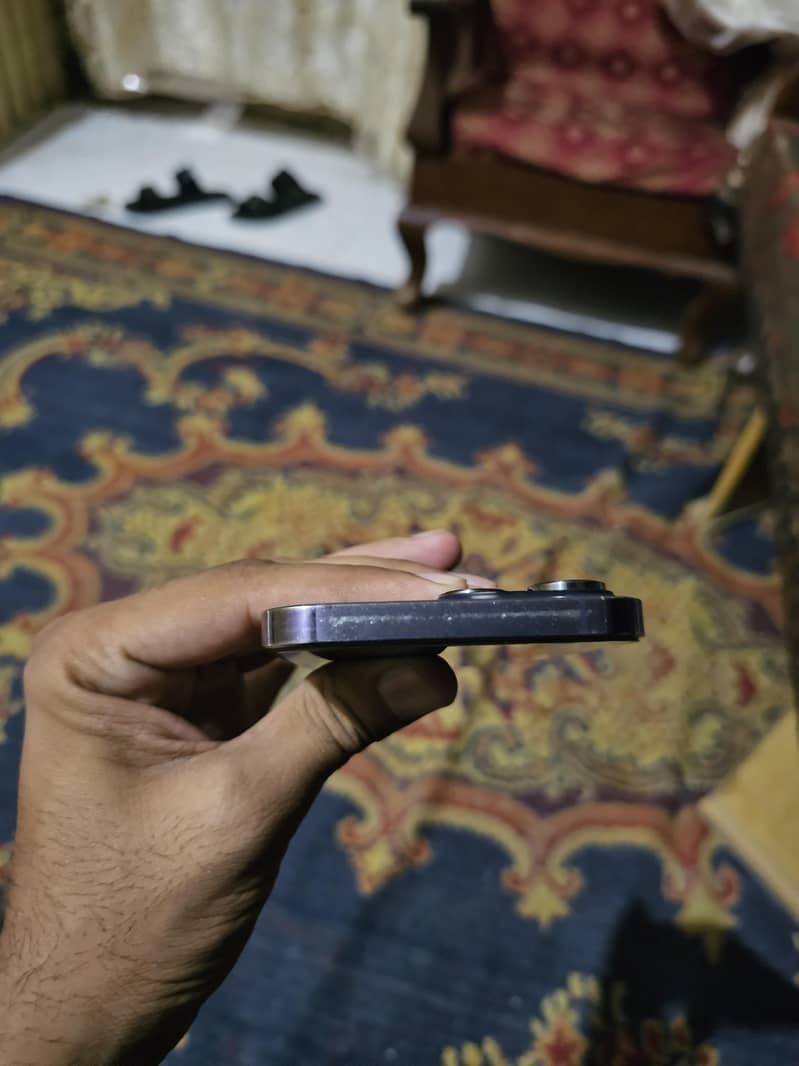 Apple iPhone 14 Pro Max 2