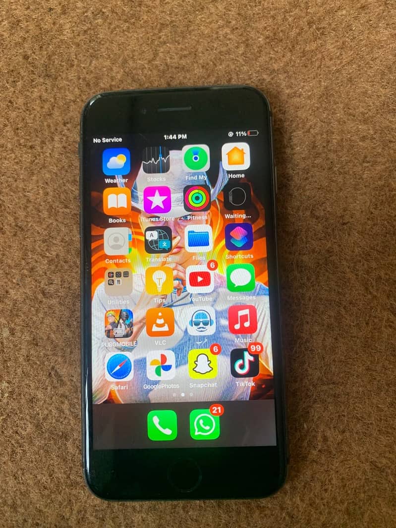 Apple iPhone 8 3