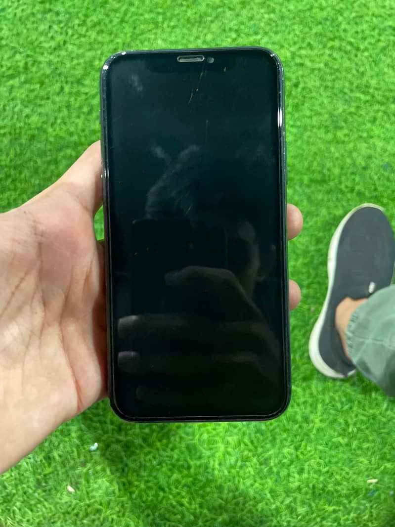 Apple iPhone 11 Pro 3