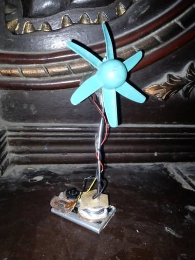 charging fan for students of school and portable
