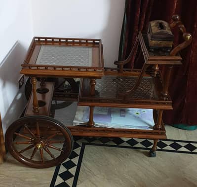 trolly for serving food