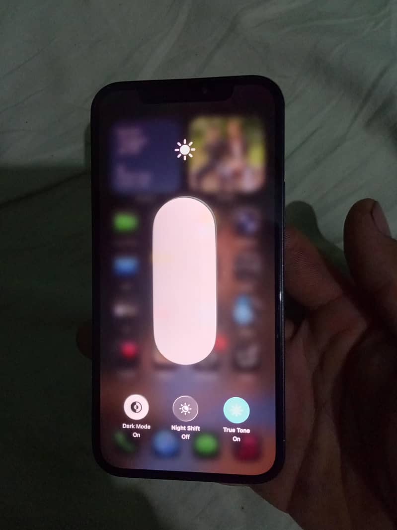 Apple iPhone 12 7