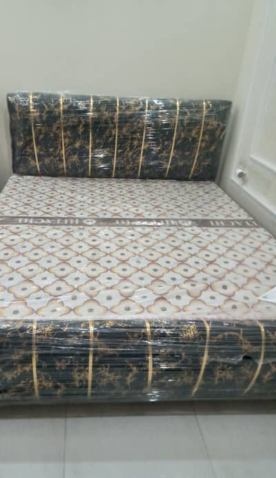 KingSize Double Bed With Mattress