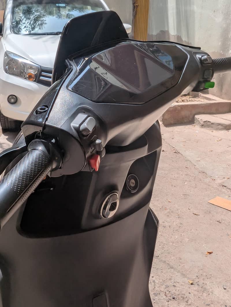 United sharp pro lithium battery 7