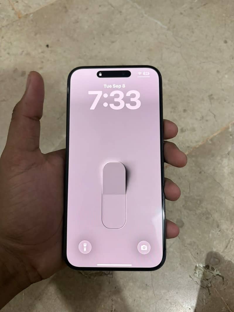 Apple iPhone 15 Pro Max 0