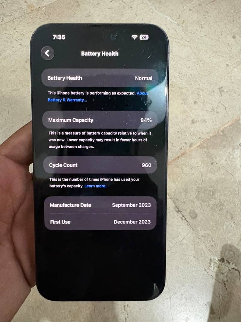 Apple iPhone 15 Pro Max 4