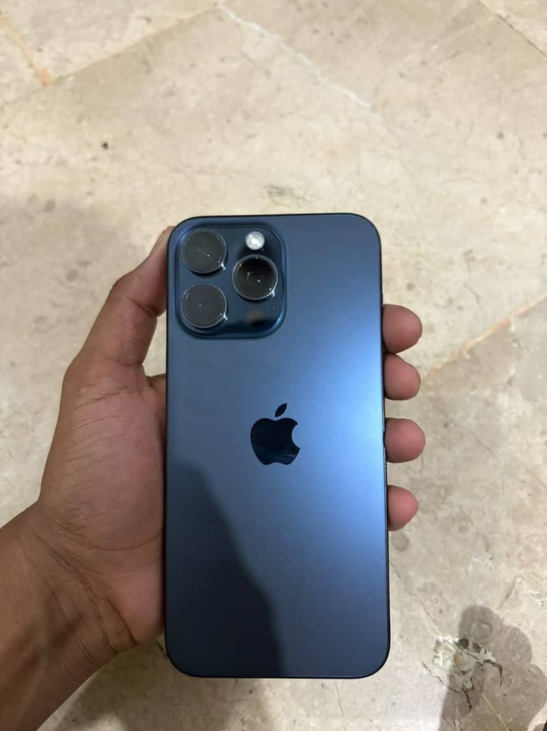 Apple iPhone 15 Pro Max 11
