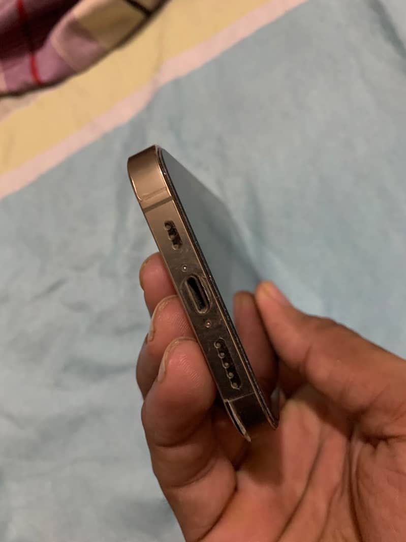 Apple iPhone 13 Pro 5
