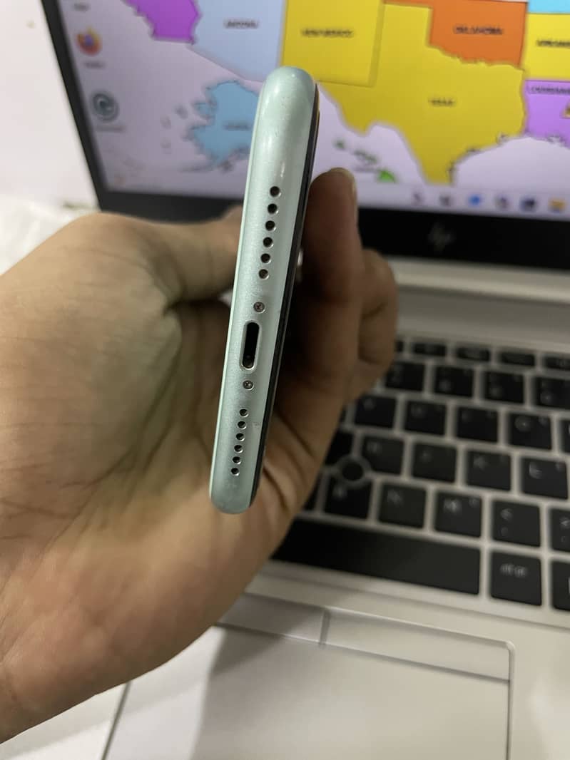 Apple iPhone 11 1