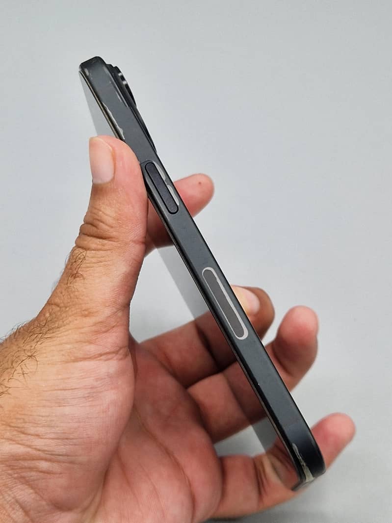 Apple iPhone 15 3