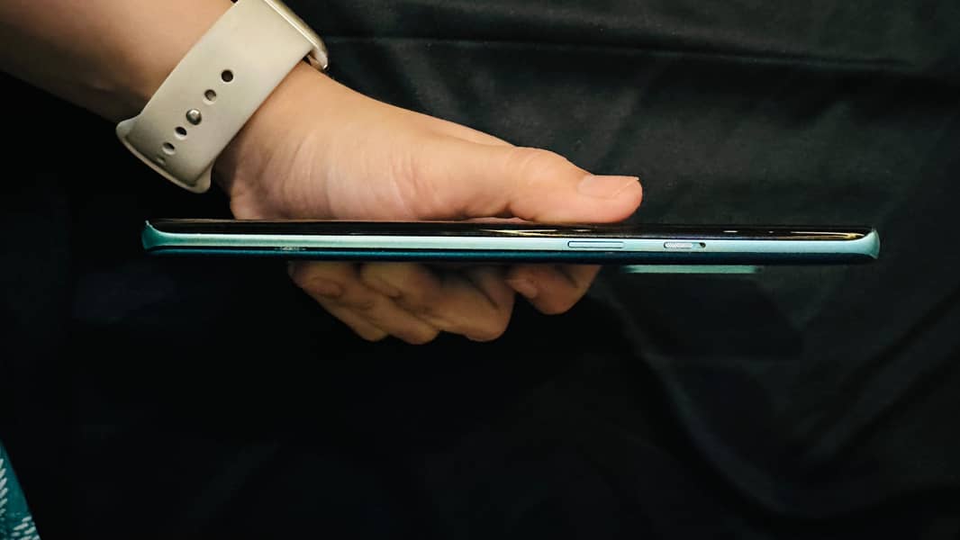 One Plus 8 Pro 5