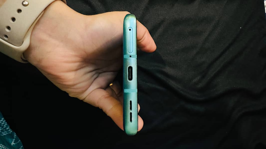 One Plus 8 Pro 7