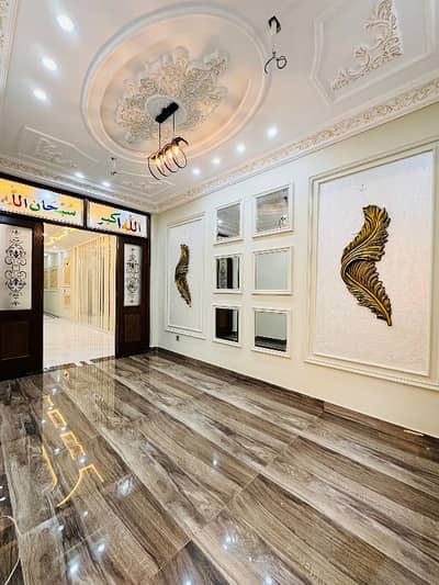 10MARLA UPPER PORTION AVAILABLE FOR RENT IN NASHEMAN IQBAL PHASE 2