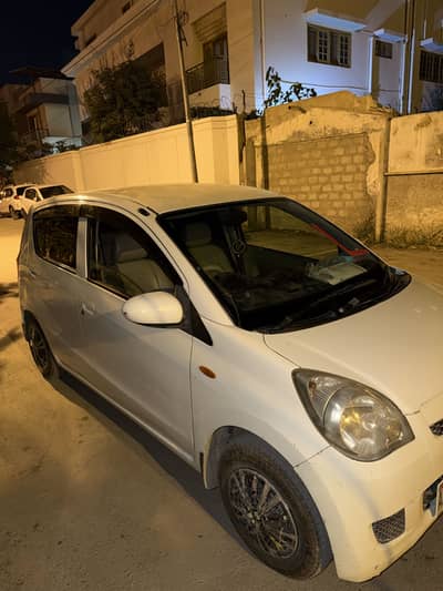 Daihatsu Mira 2013