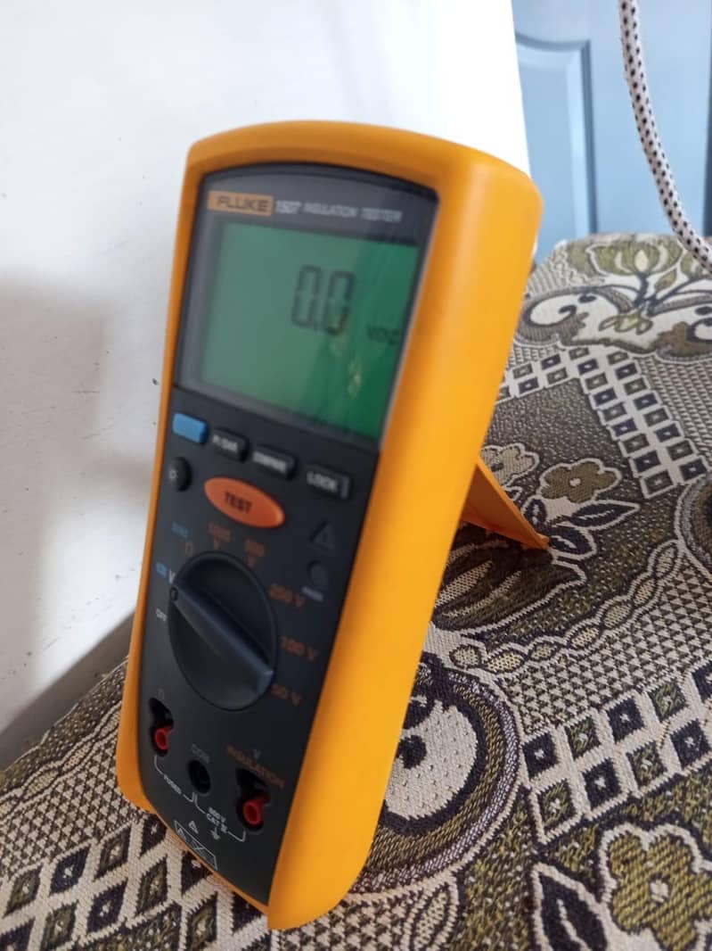 Fluke 1507 insulation testea 4