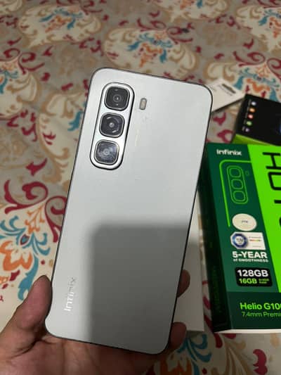 Infinix hot
