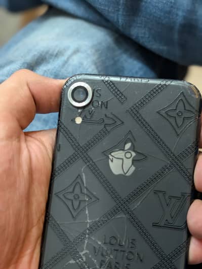 Apple iPhone XR factory unlock. Exchange poosible