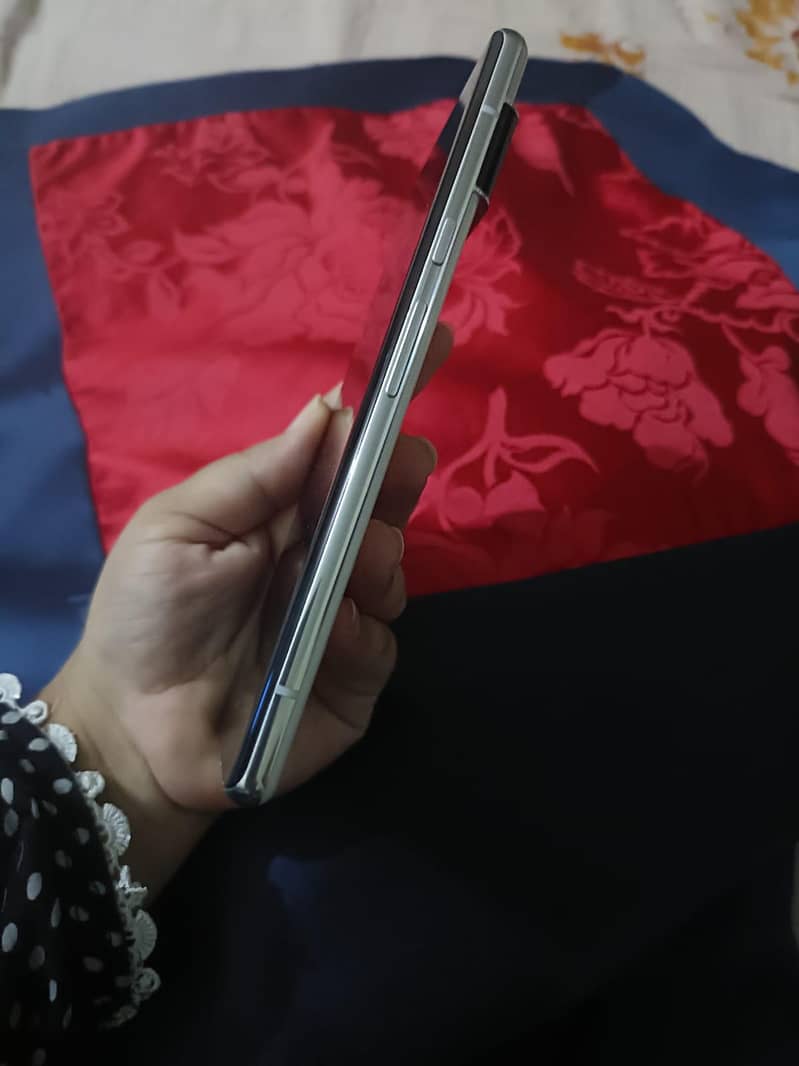 Google Pixel 6 Pro 2
