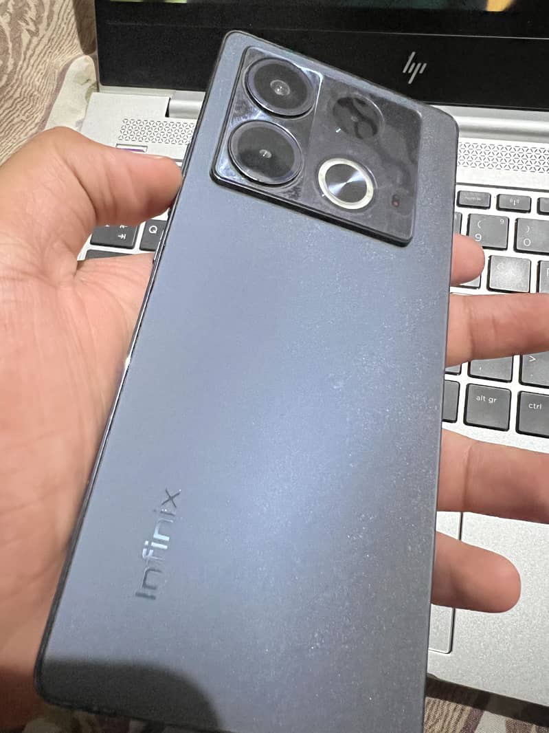 Infinix Note 40 1