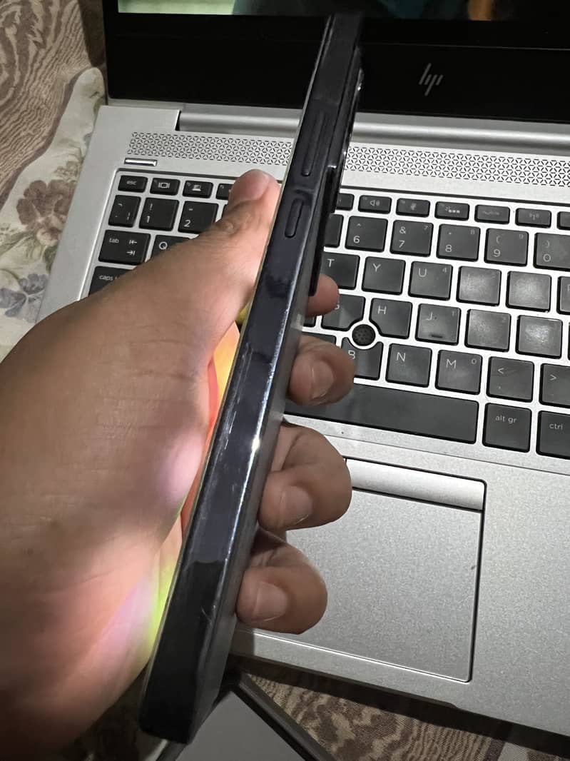 Infinix Note 40 4