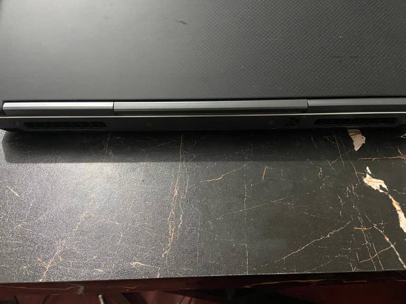 Dell precision 7710 2