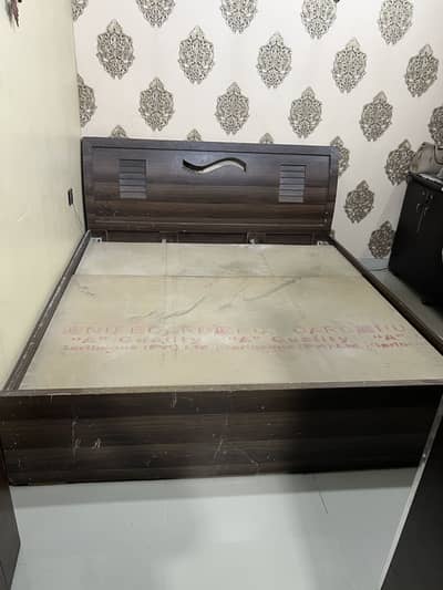King size bed with Mattress