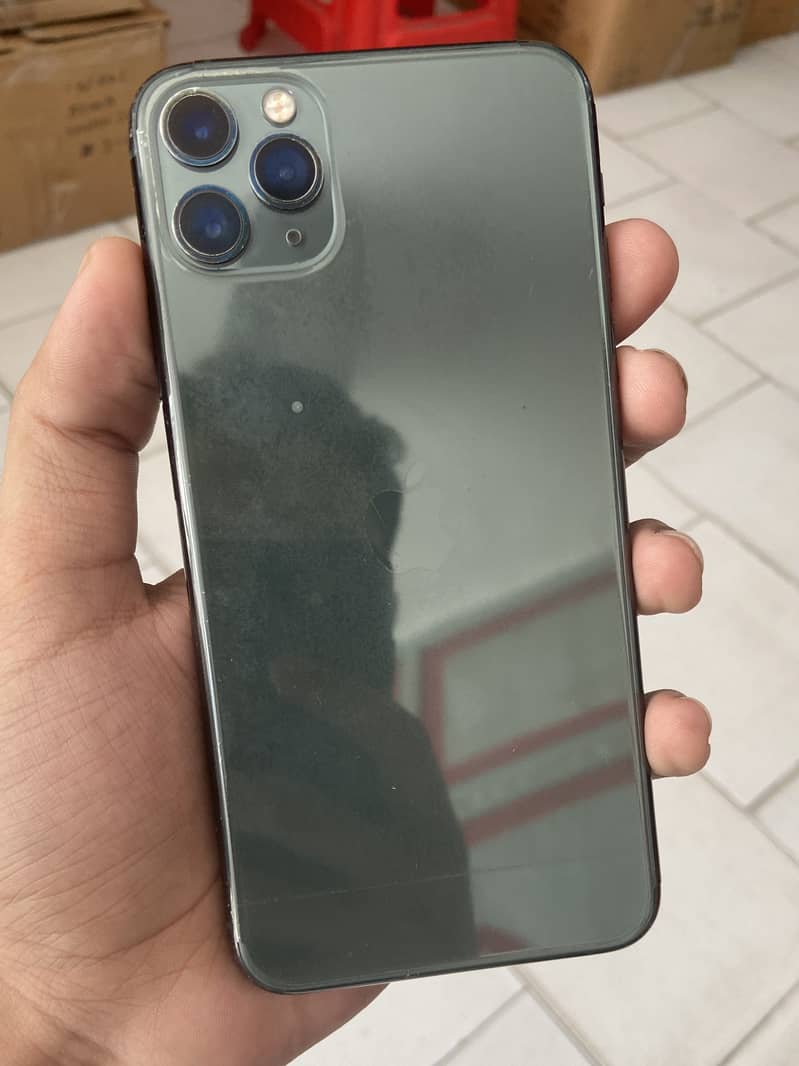 iPhone 11 Pro Max 0