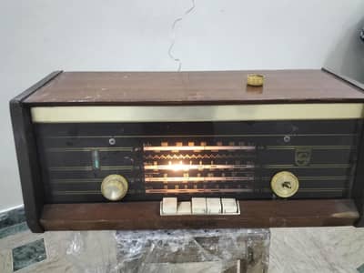 Philips Vintage Radio Antique Valve Radio 1950s