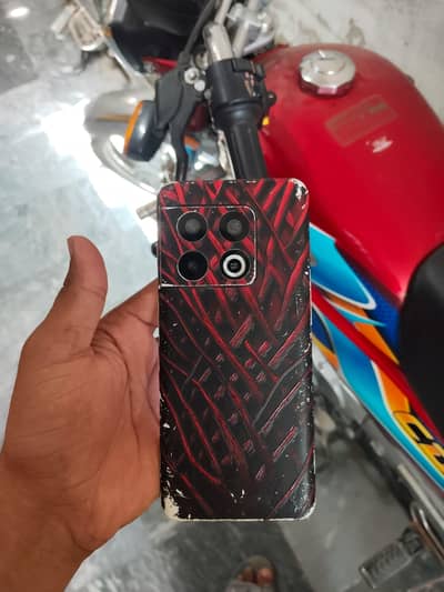 One Plus 10 Pro