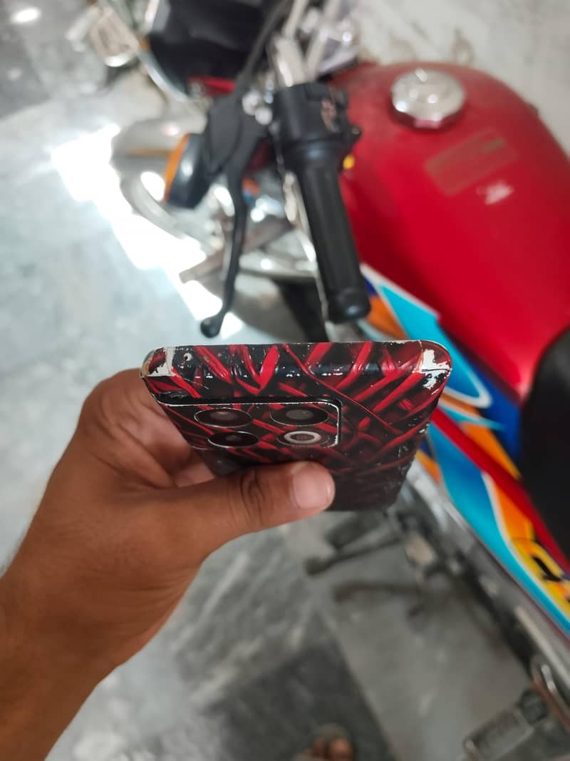 One Plus 10 Pro 3
