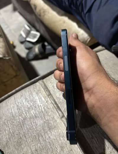 Apple iPhone 13 jv