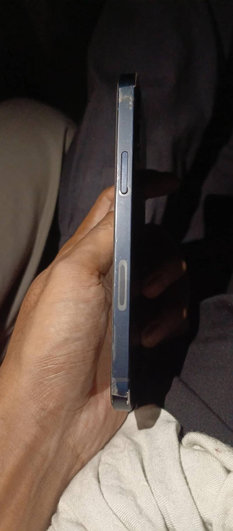 Apple iPhone 12 1