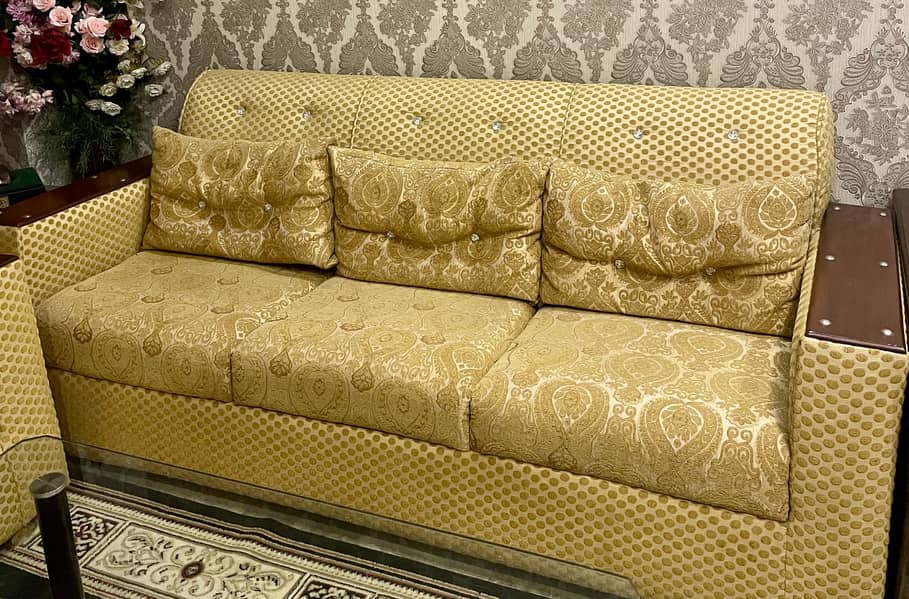 3,2,1 seater Sofa 2