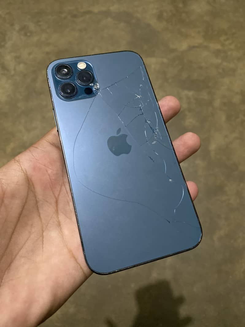 Apple iPhone 12 Pro 1