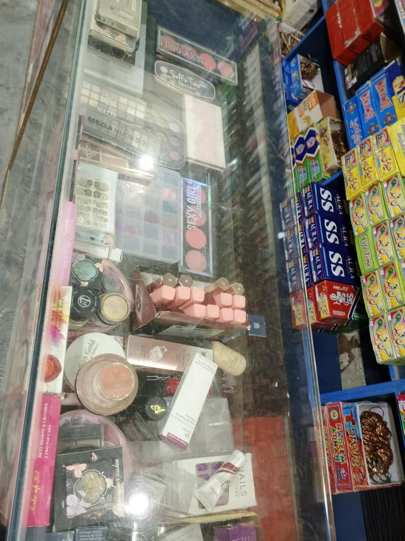 cosmetics and Bangles 4