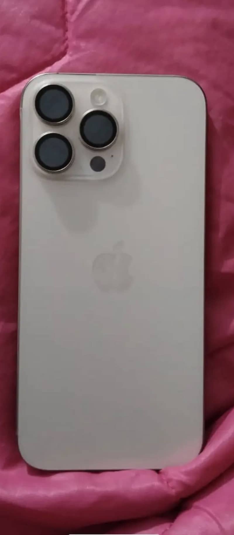 Apple iPhone 16 Pro Max 0