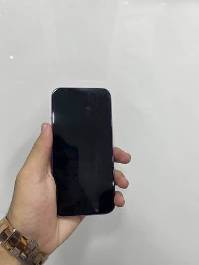 Apple iPhone 16