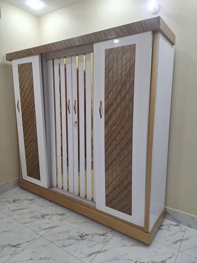 wardrobes and dressing Good Condition (Almari,Singhar)