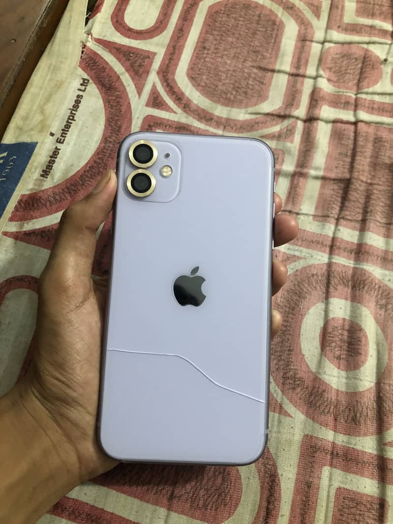 Apple iPhone 11 3