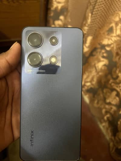 Infinix Note 30