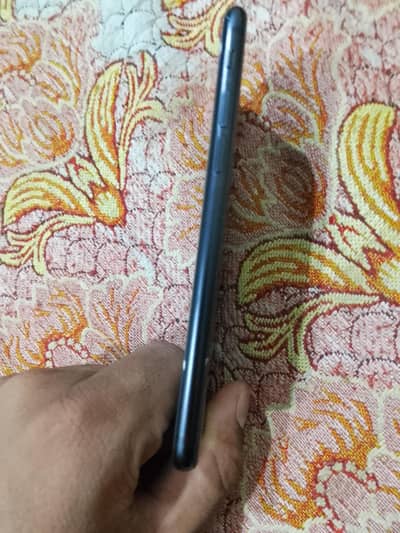 Apple iPhone SE