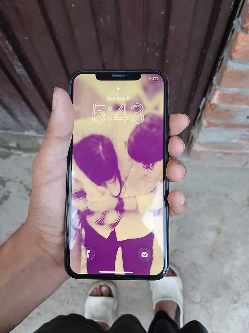 Apple iPhone 11 Pro Max 5