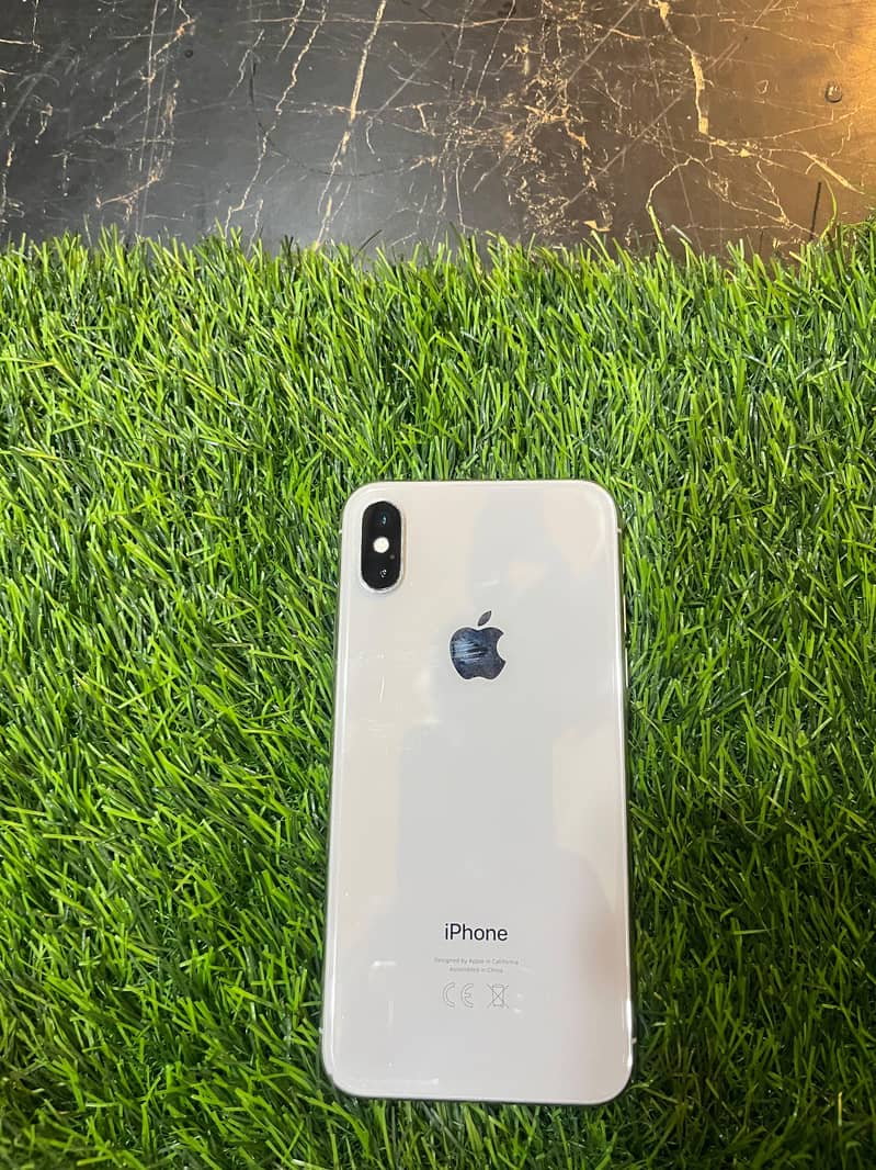 Apple iPhone X 0