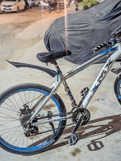 cycle used. heavy frame. urgent sale
