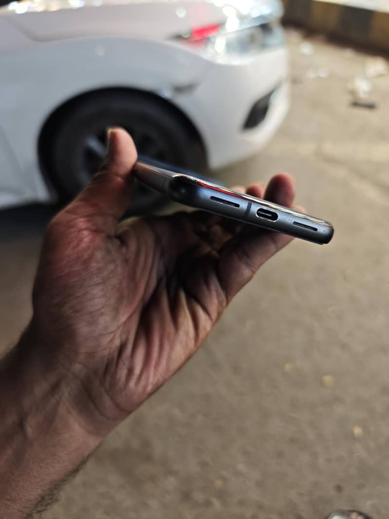 Google Pixel 8 approved 6